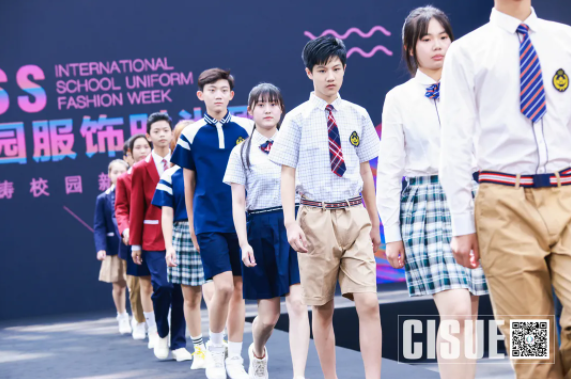 CISUE校服展走秀現場.png CISUE校服展走秀現場.png